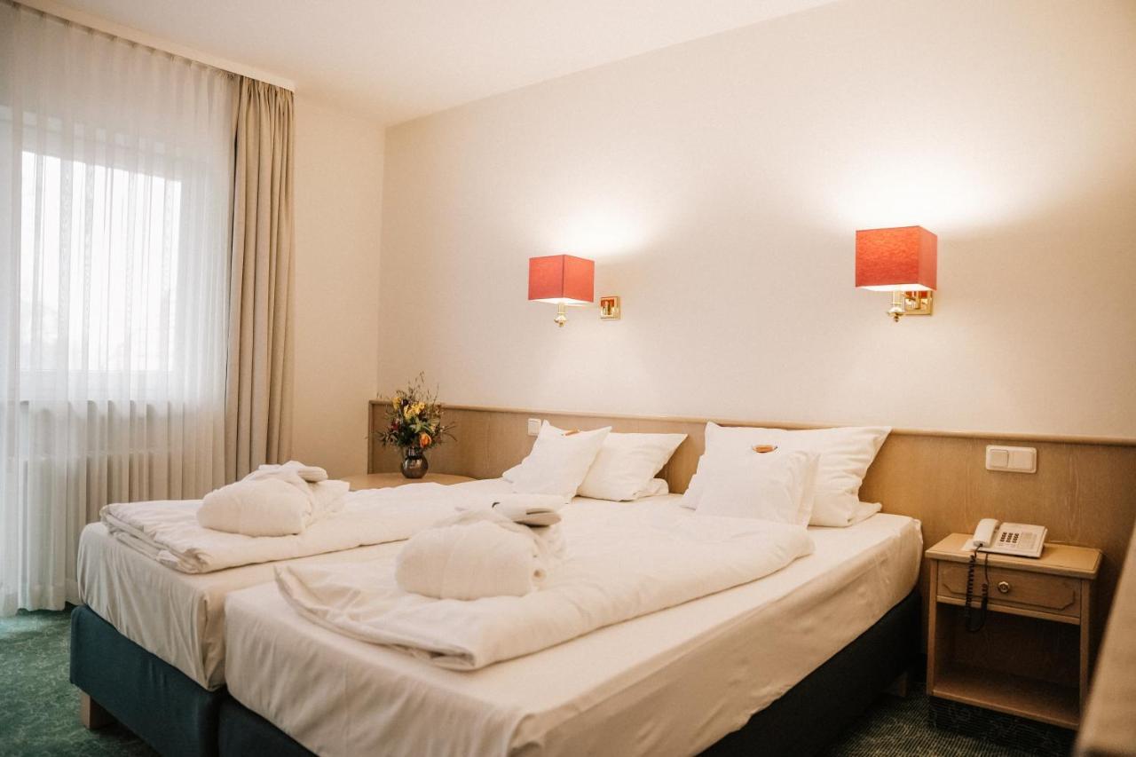 Landhotel Waldhaus Laubach  Luaran gambar