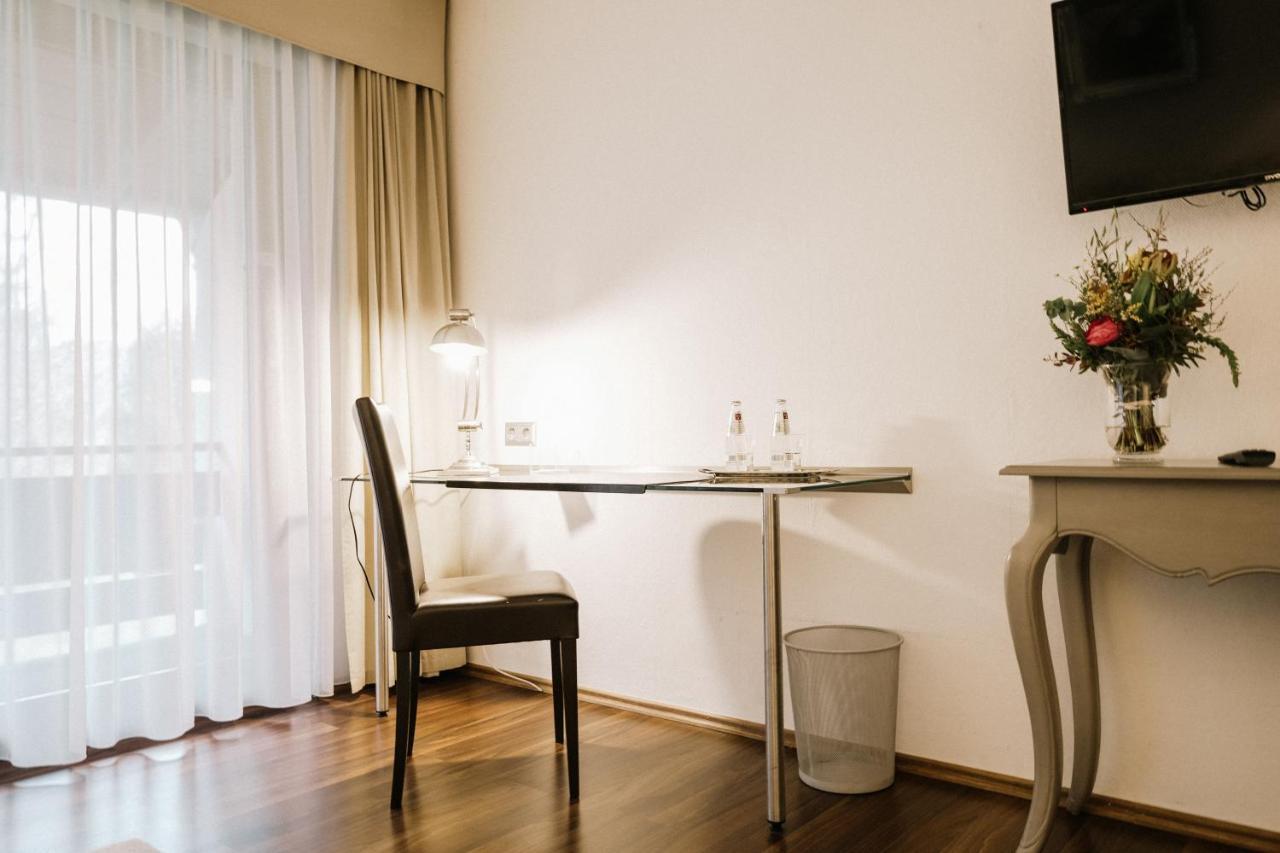 Landhotel Waldhaus Laubach  Luaran gambar