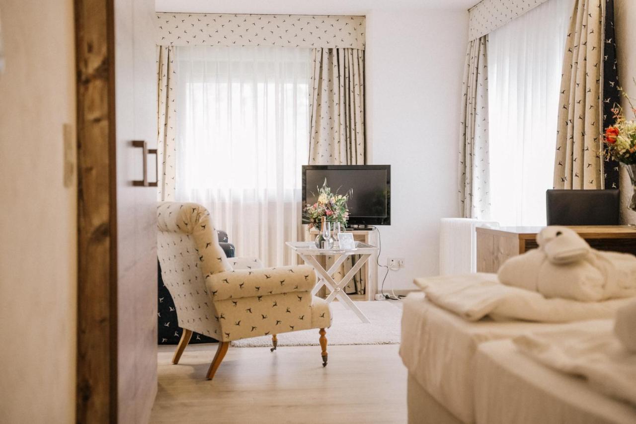Landhotel Waldhaus Laubach  Luaran gambar